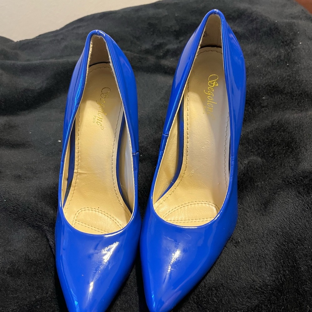 Stylish Blue Stiletto